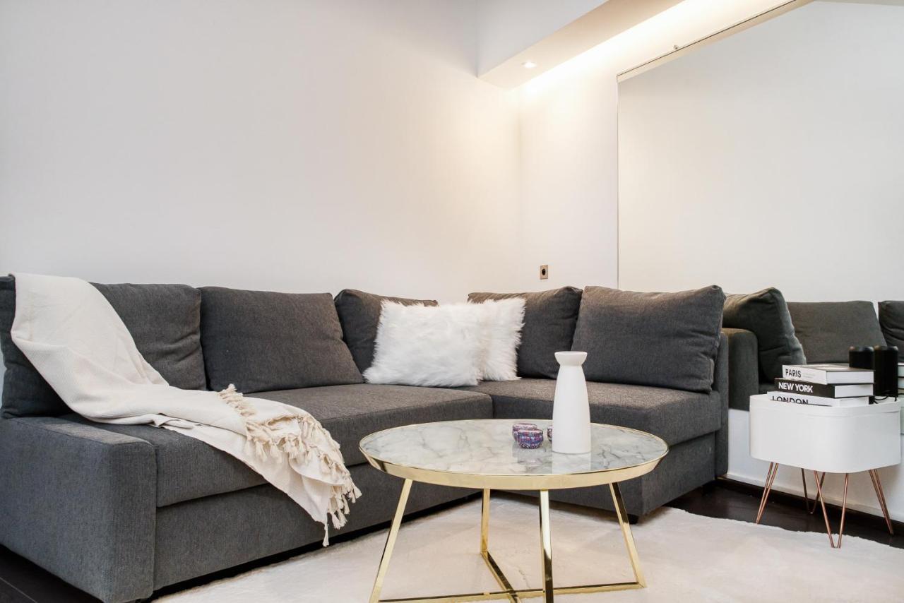 Appartement Place Des Lices Avec Parking Saint-Tropez Eksteriør billede