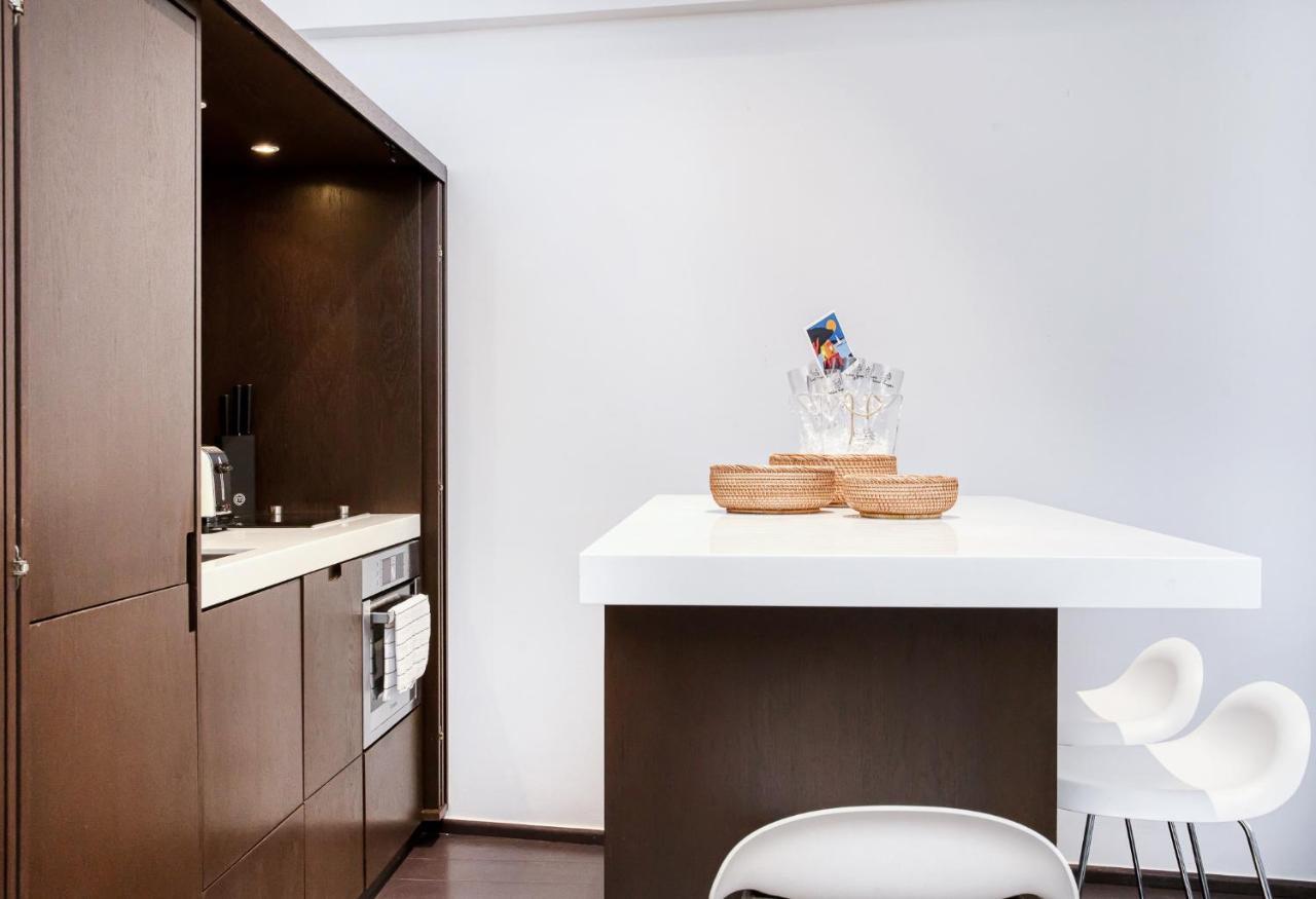 Appartement Place Des Lices Avec Parking Saint-Tropez Eksteriør billede